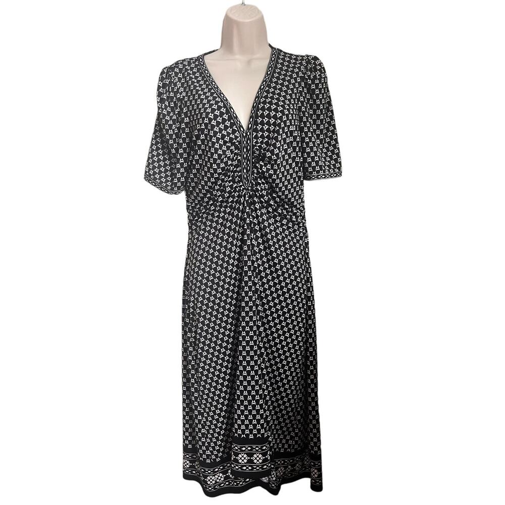 black and white dress by MaxStudio